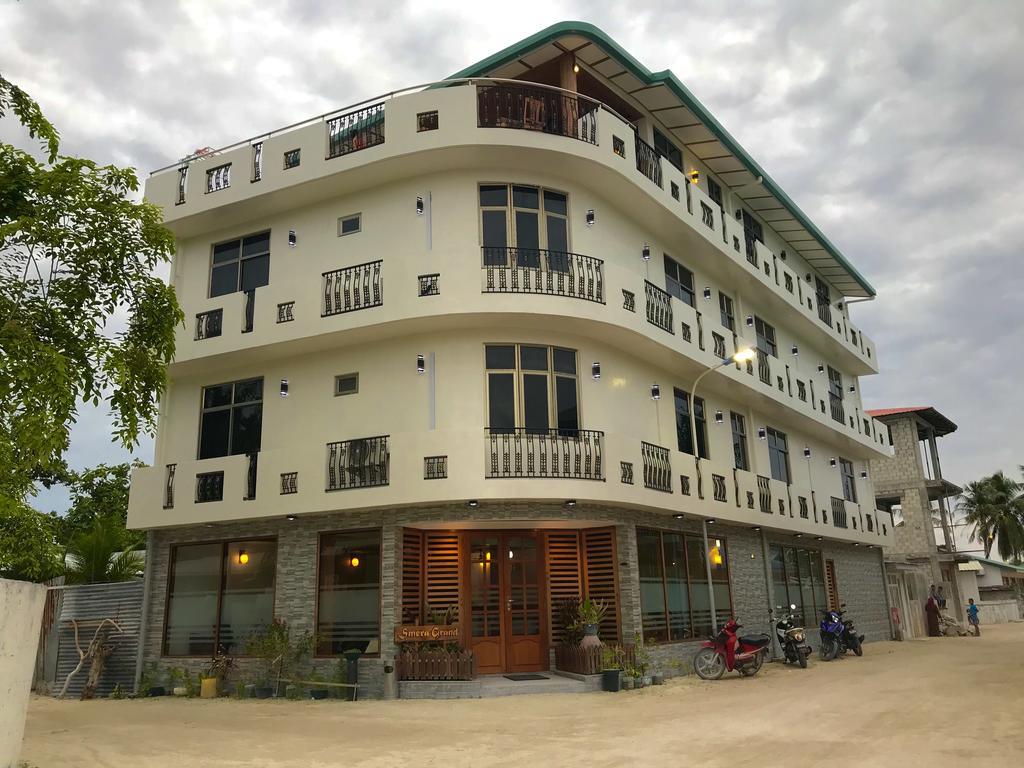 Smera Grand Maamigili Extérieur photo